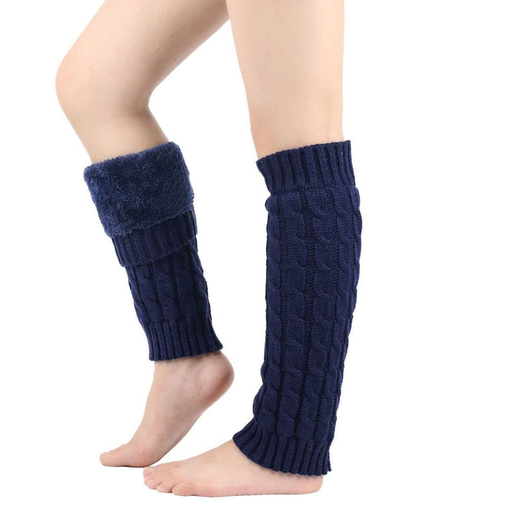Winter-ready unisex heated leg warmers for ultimate thermal comfort, targeting cold legs, arthritis, & stiffness.