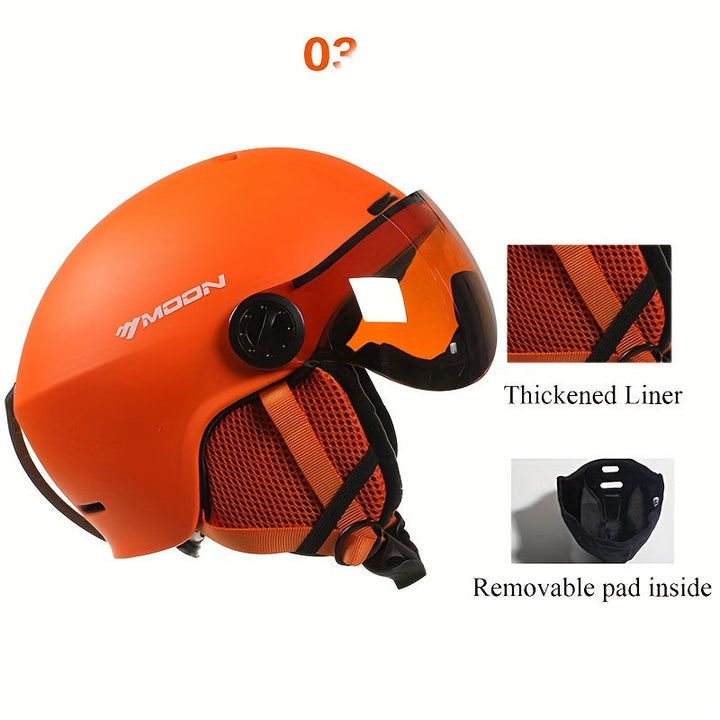 Unisex high-quality ski & snowboard helmet for winter sports protection.