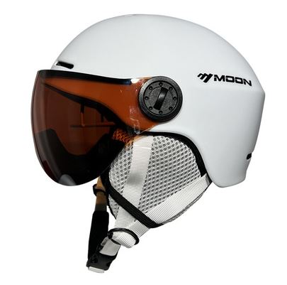Unisex protective helmet for skiing and snowboarding, excellent for adventure.