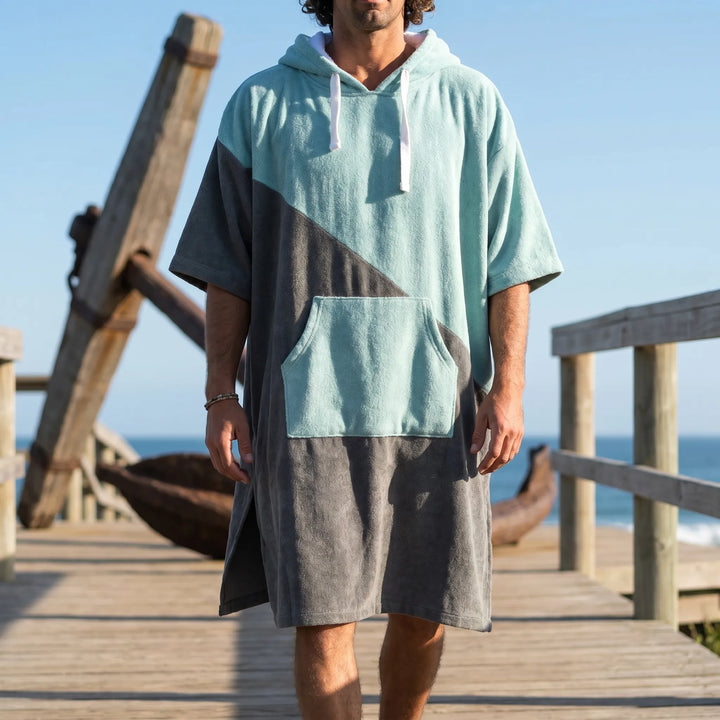 Unisex hooded changing poncho for beach & pool. Quick-dry surf changing robe, ideal for outdoor swimwear changes.