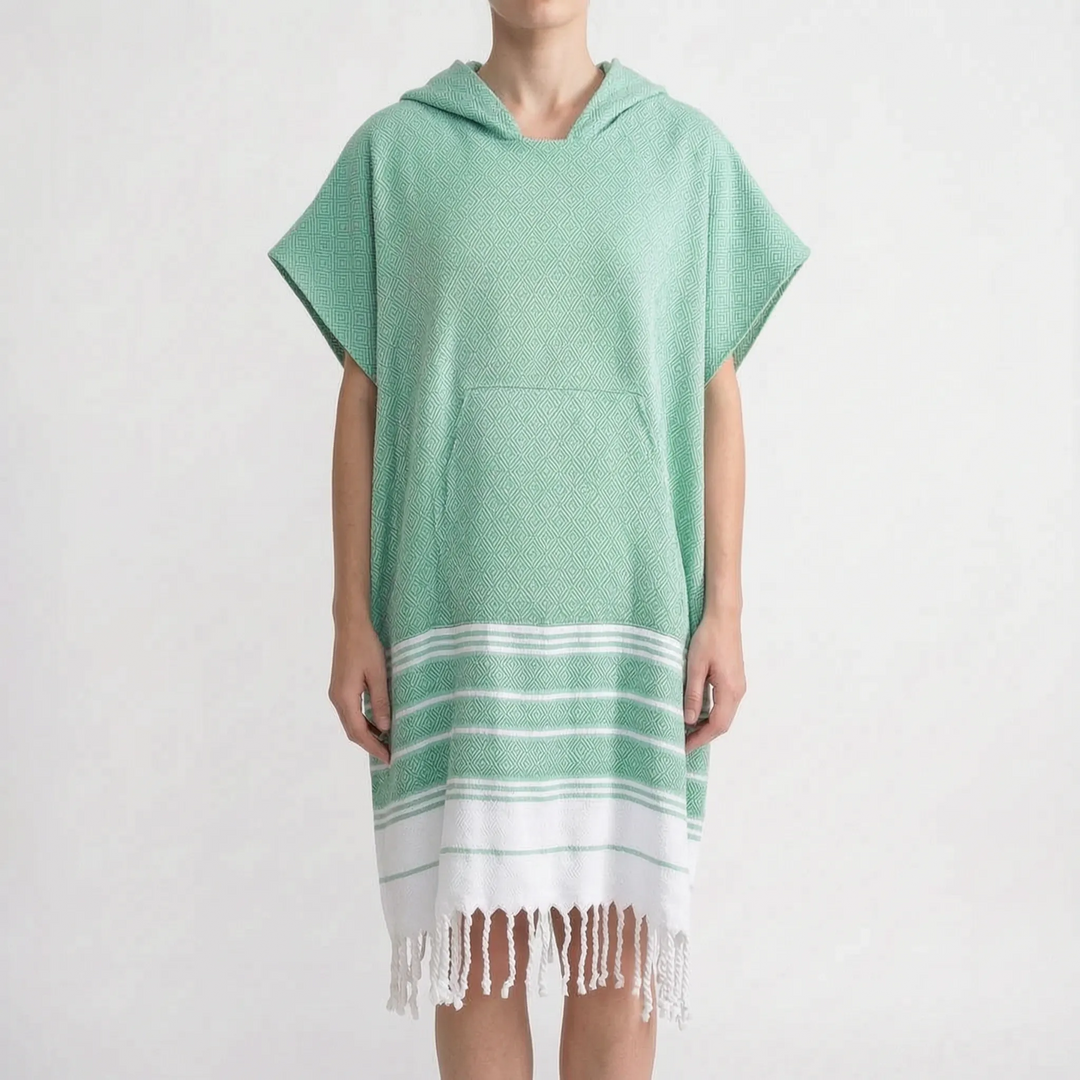 Modern unisex hooded poncho, quick-dry for beach changing, post-swim warmth & privacy.
