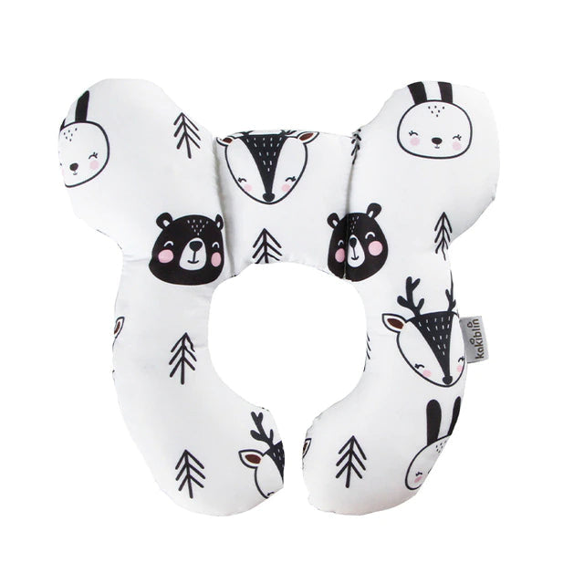 Unisex infant head support pillow in white, designed to prevent flat head syndrome, essential for newborns.