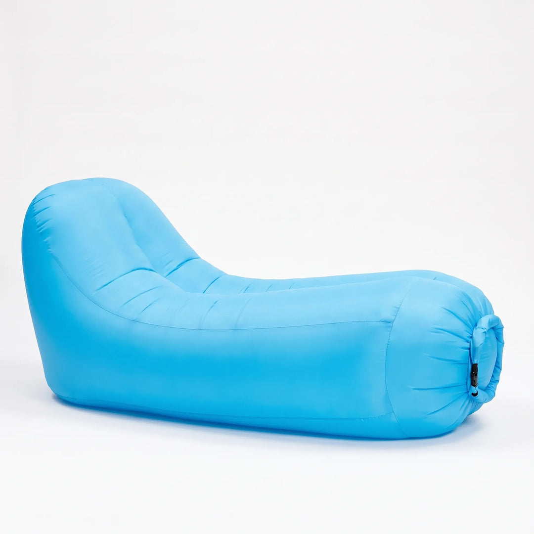 Relax on this unisex inflatable outdoor lounge chair. Portable, comfortable garden furniture for any setting.