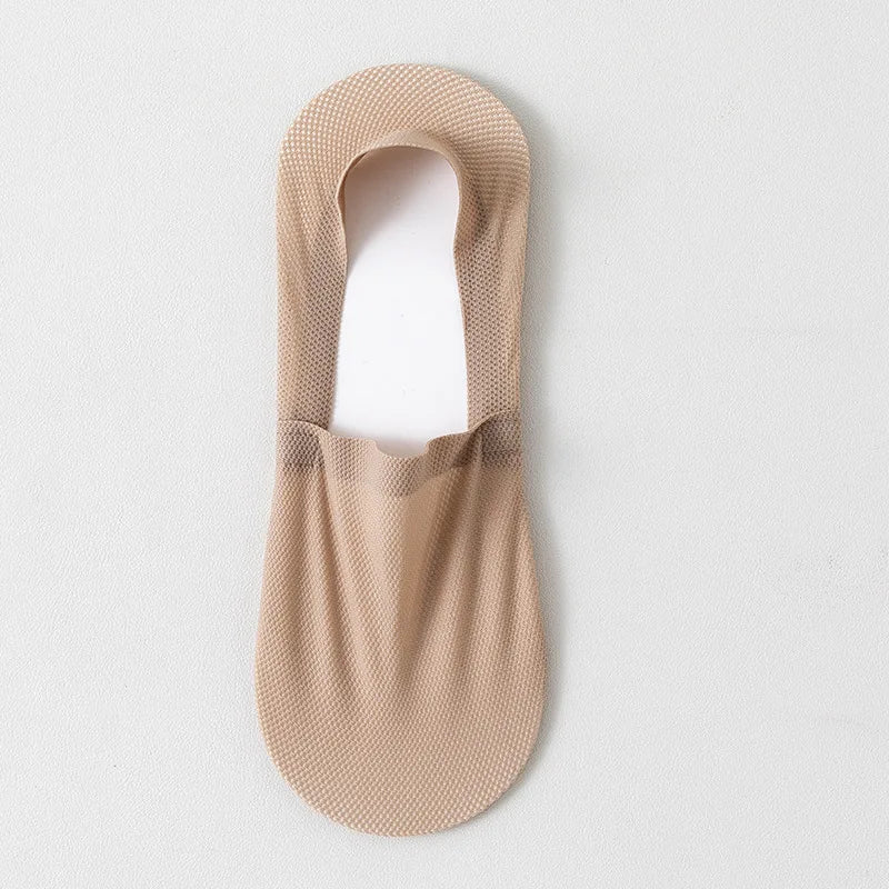 Breathable no-show anti-slip socks, invisible under shoes. Unisex comfort for men & women, perfect for active or daily use.