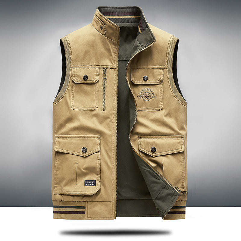 Stylish black unisex tactical utility vest with many pockets, perfect for outdoor adventures or urban streetwear.