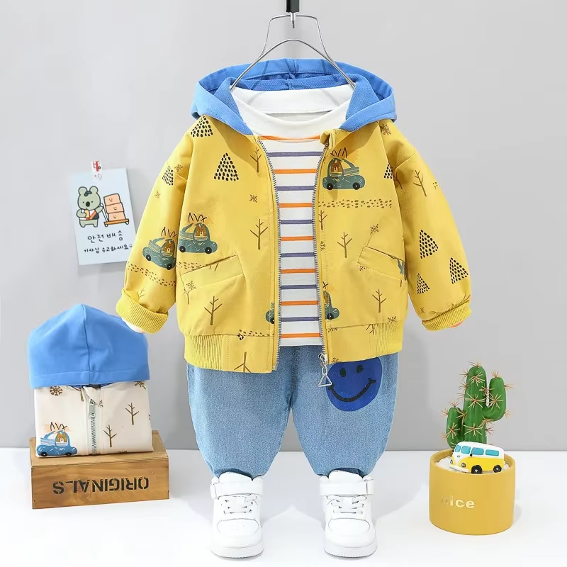Kids' winter clothing: warm 3-piece outfit featuring a bear-themed baseball jacket and basic bottoms.