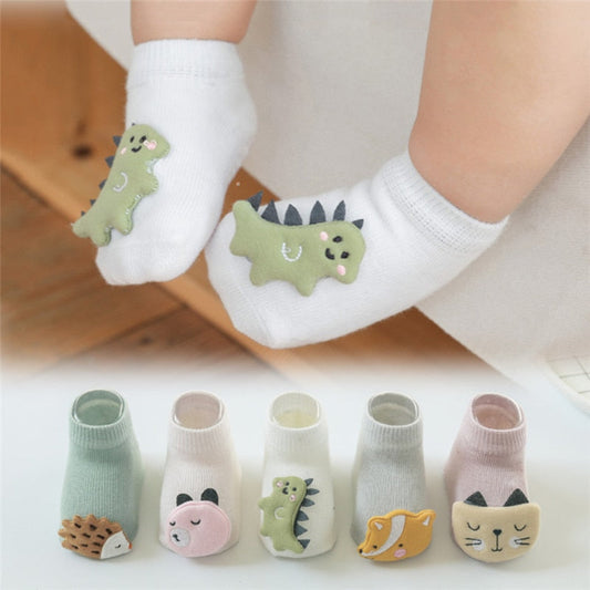 Unisex kids animal anti-slip socks in a fun lion design for toddlers learning to walk, cotton.