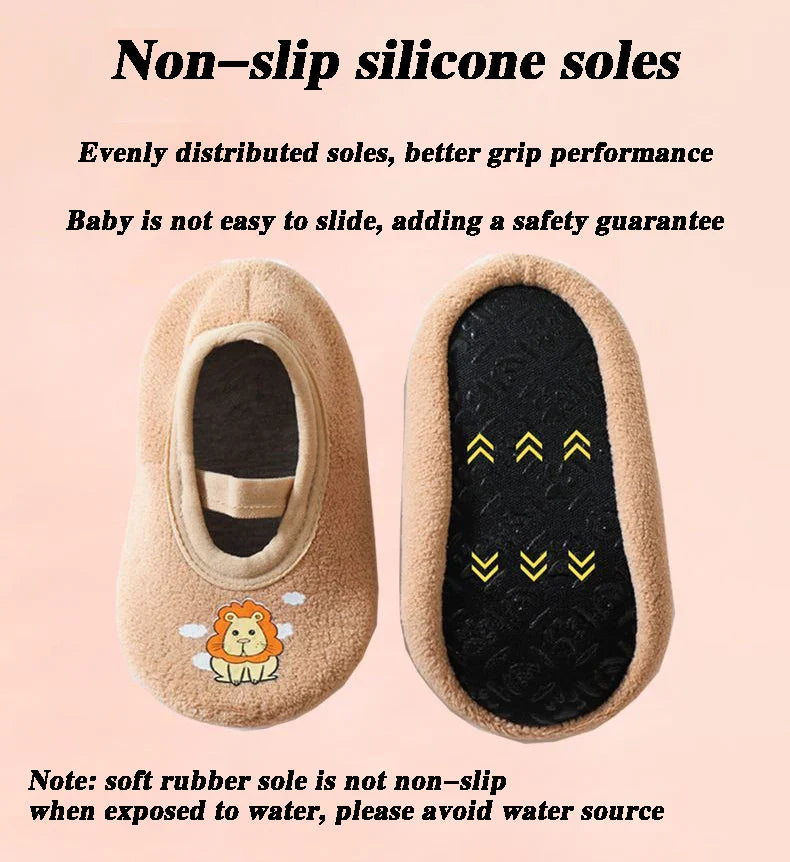 Kids non-slip bear cartoon sneakers in brown, knitted fabric, comfortable unisex footwear