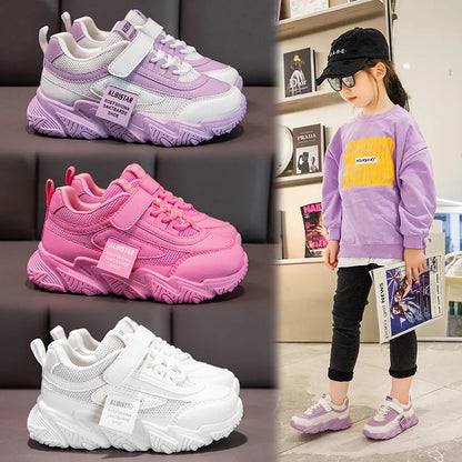 Lightweight anti-slip children's sneakers with hook and loop closure, ideal for summer activities