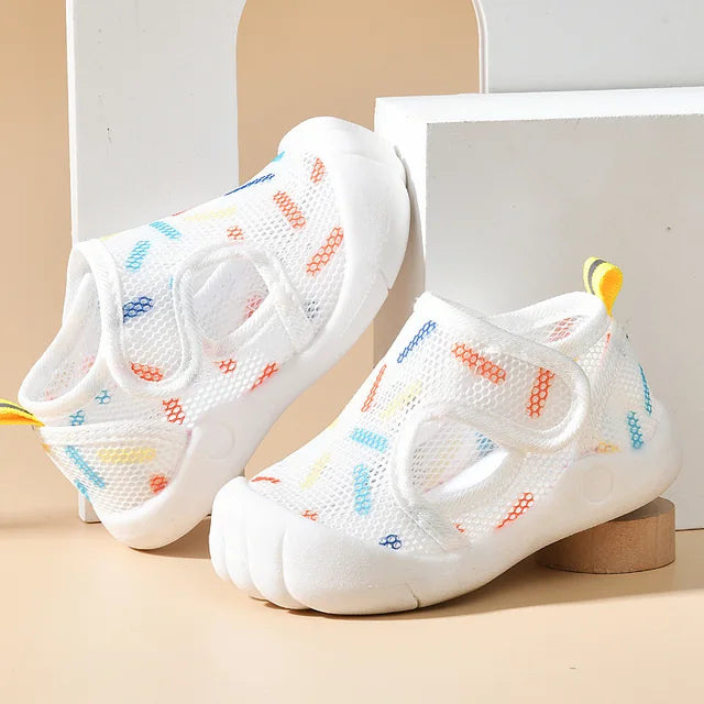 Kids sandals for summer, soft and breathable mesh with a secure anti-slip sole for active feet.