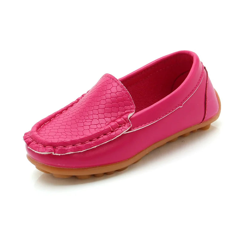 Unisex kids' breathable slip-on loafers, perfect for summer activities. Anti-slip sole, stylish design.