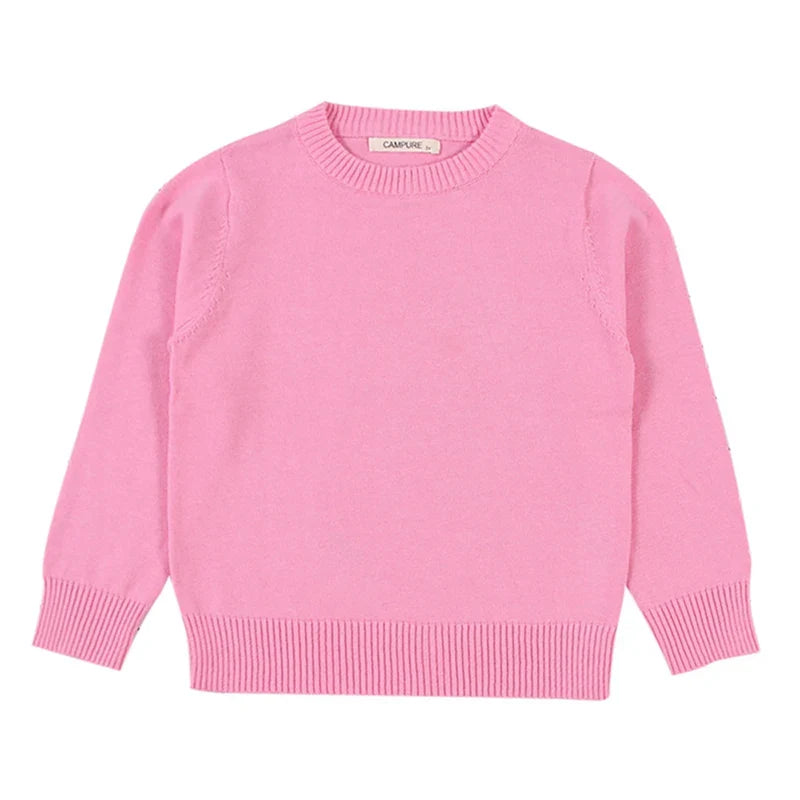 Detail of the o-neck collar on a kids' chunky cable knit autumn sweater