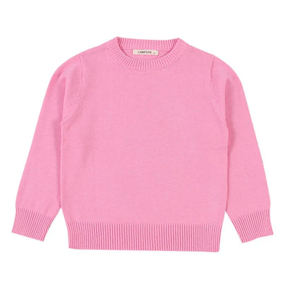 Detail of the o-neck collar on a kids' chunky cable knit autumn sweater