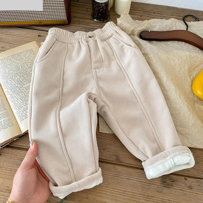Unisex kids warm pants: fleece-lined corduroy trousers with a stylish look