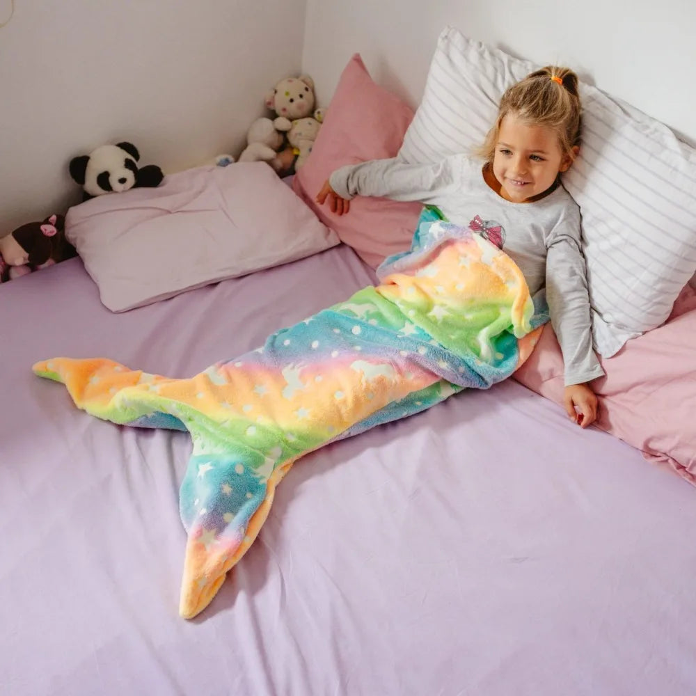 Unisex kids sleeping bag, mermaid glow-in-dark design, soft plush blanket for cozy bedtime