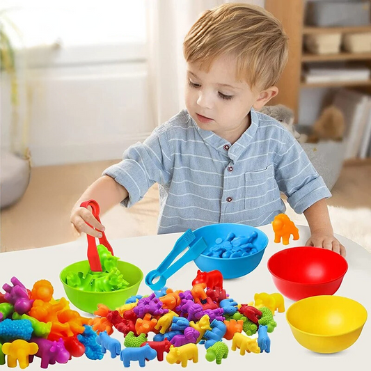 Unisex kids Montessori sorting game with colorful animal & dinosaur pieces for fine motor skill development.