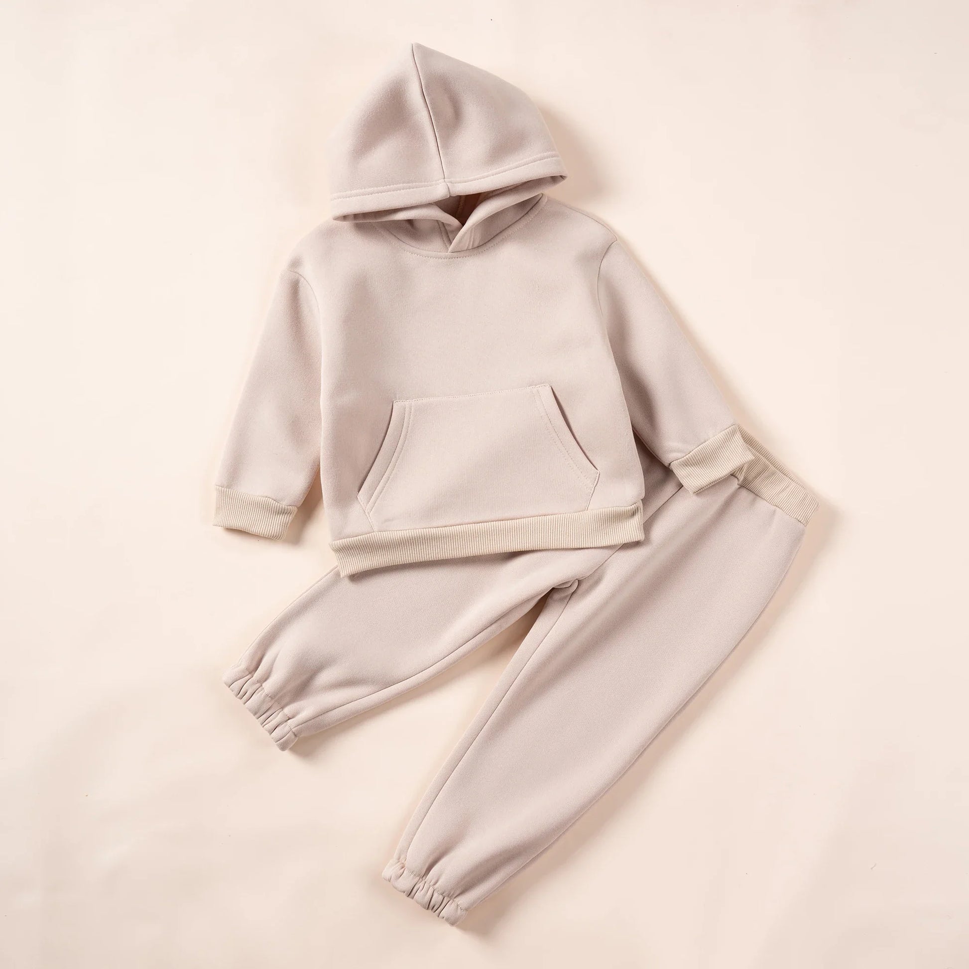 Unisex children's yellow hooded tracksuit, soft polyester for cozy winter days