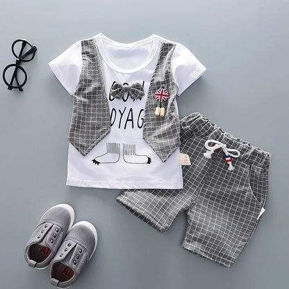 Toddler fashion: unisex baby plaid t-shirt and matching shorts summer outfit for play clothes