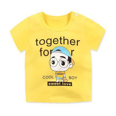 Baby fashion: green unisex summer t-shirt with a charming cartoon bear, easy shoulder button closure.