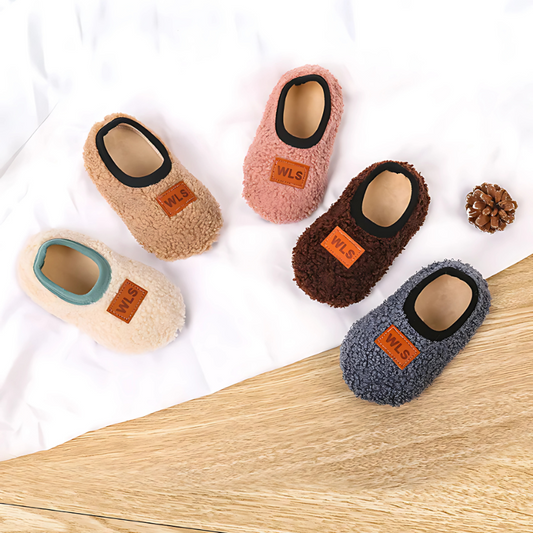 Unisex kids plush anti-slip home slippers, soft sole for indoor comfort, baby footwear