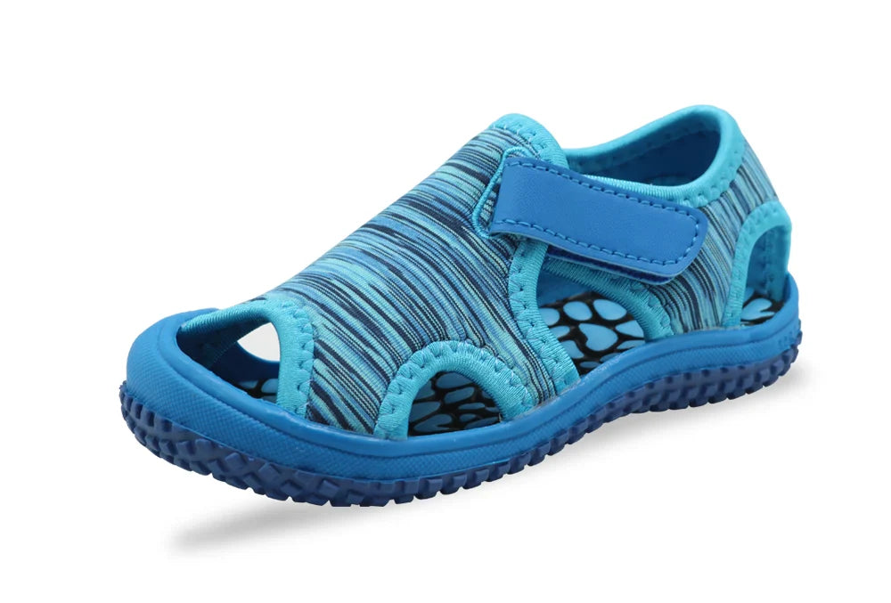 Unisex beach sandals, lightweight and flexible, ensuring all-day comfort for little explorers