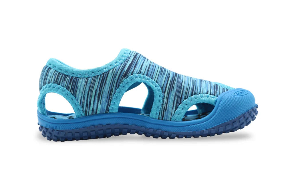 Kids' sport sandals with non-slip rubber sole, providing excellent grip on wet surfaces