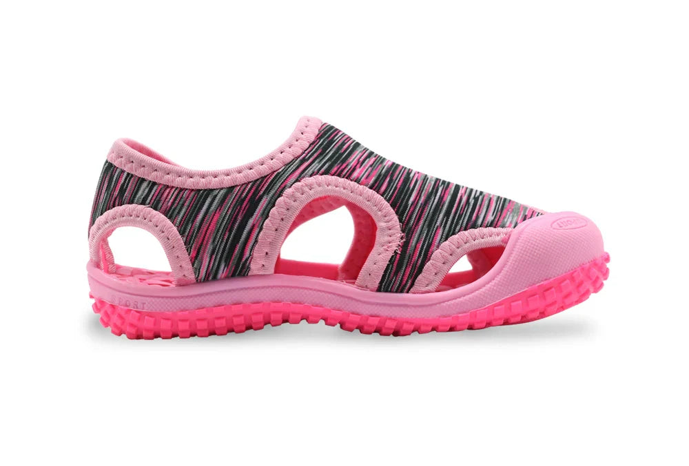 Sporty unisex toddler sandals, black with white details, great for everyday summer wear