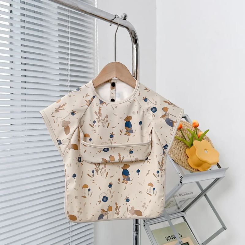 Unisex kids waterproof long-sleeve feeding bib smock with playful animal print for messy mealtime protection