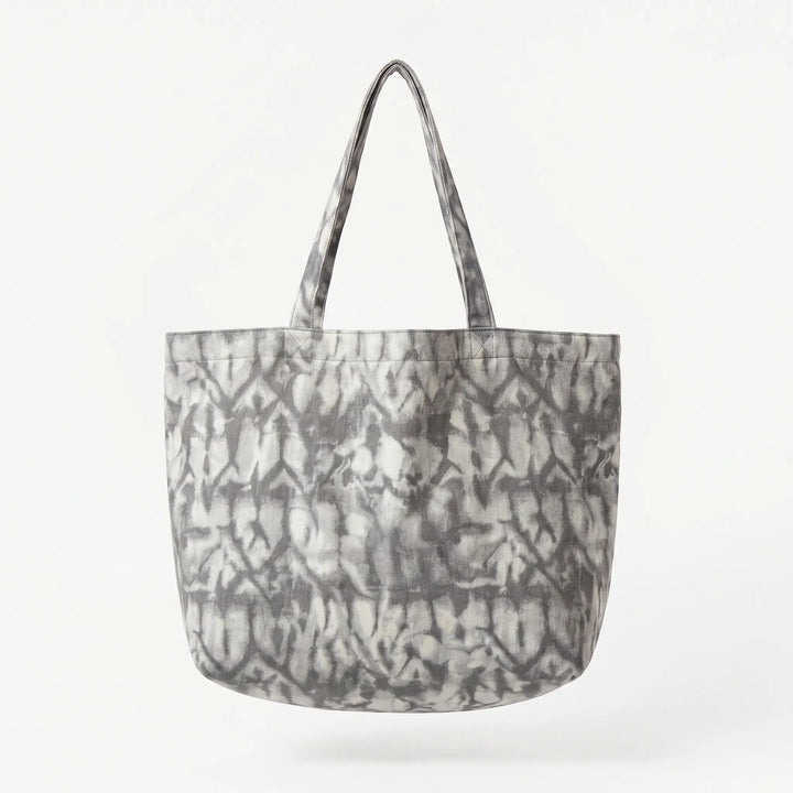 Abstract print unisex large capacity tote bag, perfect as a gym, yoga, or travel carryall. Spacious & stylish.