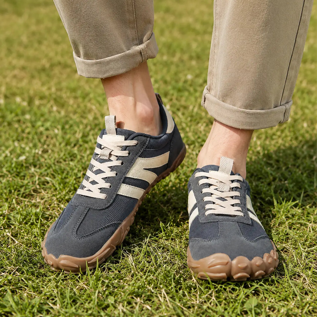 Barefoot hiking shoes, unisex, wide fit, offering natural comfort & superior grip for outdoor adventure.