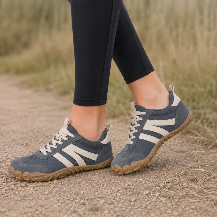 Flexible sole barefoot hiking shoes, unisex, for ultimate natural comfort and outdoor grip.