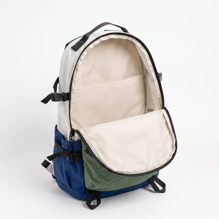 Essential unisex daypack for hikers & commuters. Lightweight nylon outdoor gear, great for trails, travel & urban life.
