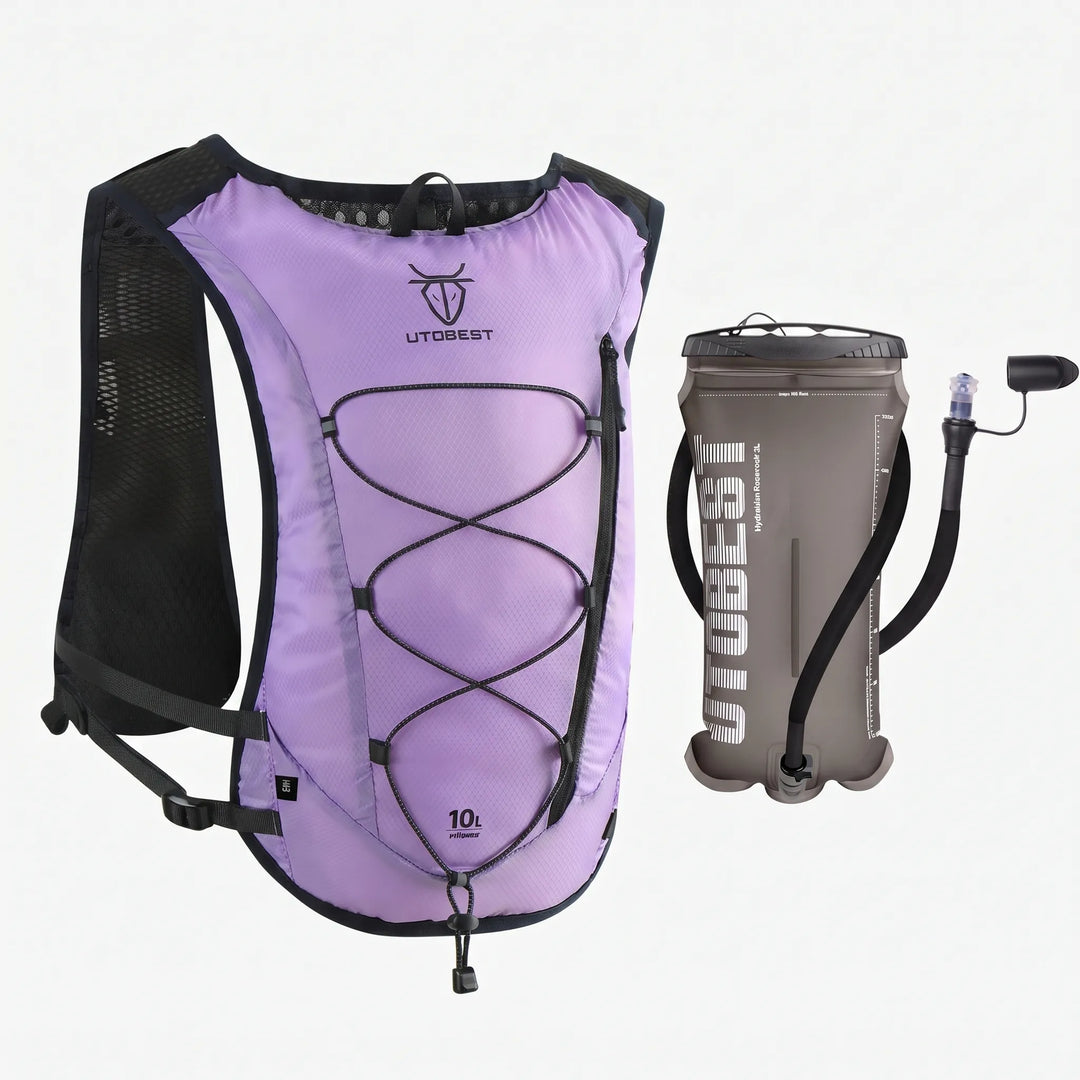 Essential lightweight running pack for all outdoor running adventures.