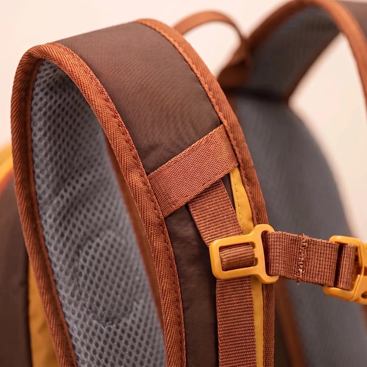 Lightweight daypack for men & women, ideal for travel, sports, and casual use.