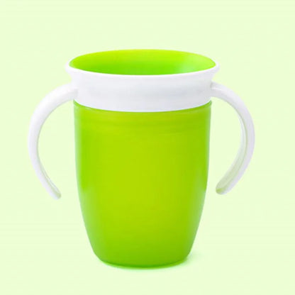 Illustration of the spill-proof mechanism inside a 240ml Magic 360° Baby Learning Sippy Cup