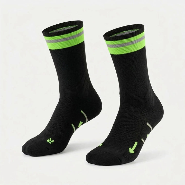 Performance mid-calf compression socks for unisex, offering muscle support & comfort for intense athletic training.