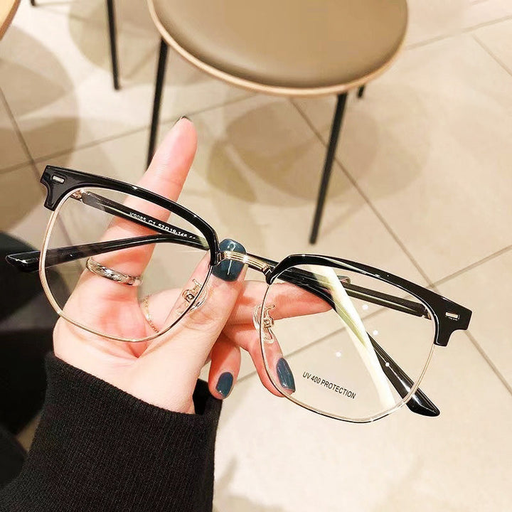 Stylish anti-glare blue light glasses, perfect for digital eye protection.