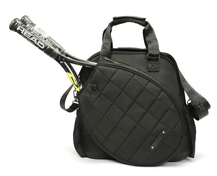 Durable unisex racket bag, ideal for carrying tennis & padel gear, a key player accessory.