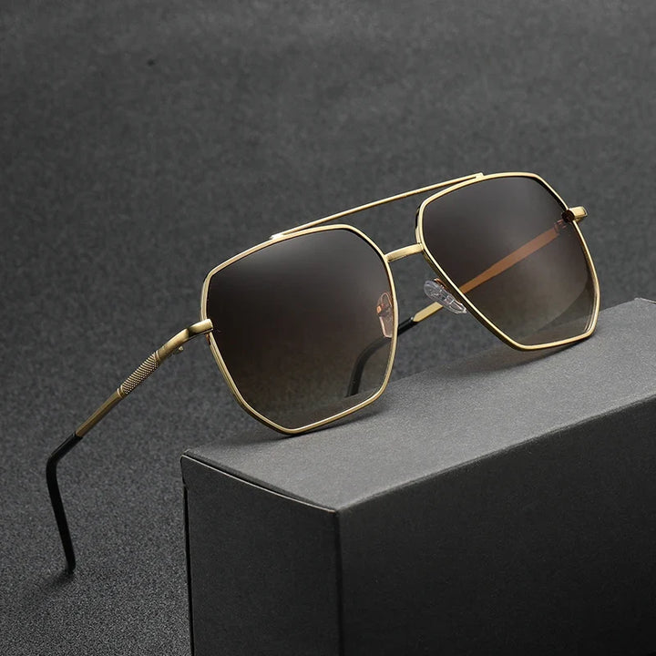 Unisex Mystic Edge Aviator sunglasses: classic design, iconic style, fashion accessory.