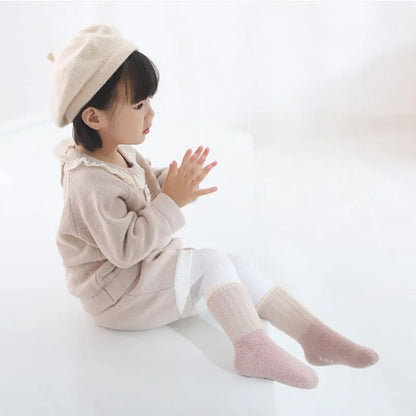 Patchwork pattern non-slip warm socks for toddlers, unisex and comfy