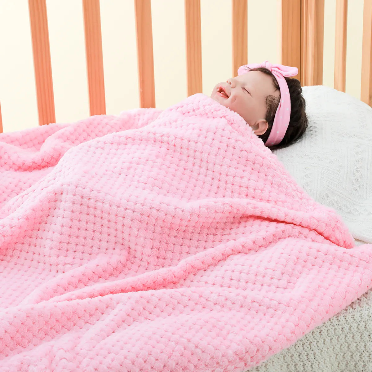 Unisex pineapple plaid baby blanket, soft polyester for newborn, stroller, or crib use