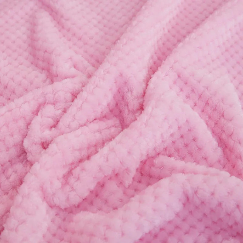 Machine washable pineapple plaid baby blanket, super soft polyester for everyday use