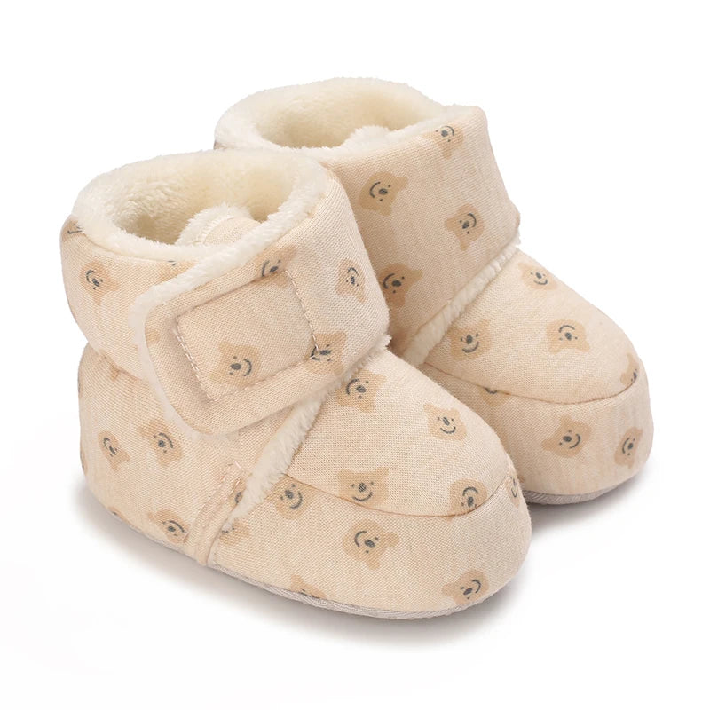 Comfortable unisex baby shoes, plush bear booties with gentle hook and loop