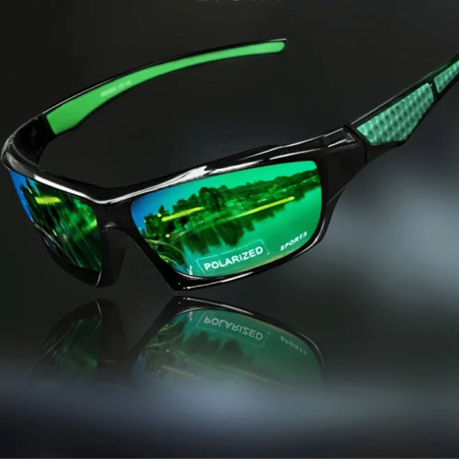 Outdoor accessories: Unisex round polarized sunglasses for superior UV400 sun protection.