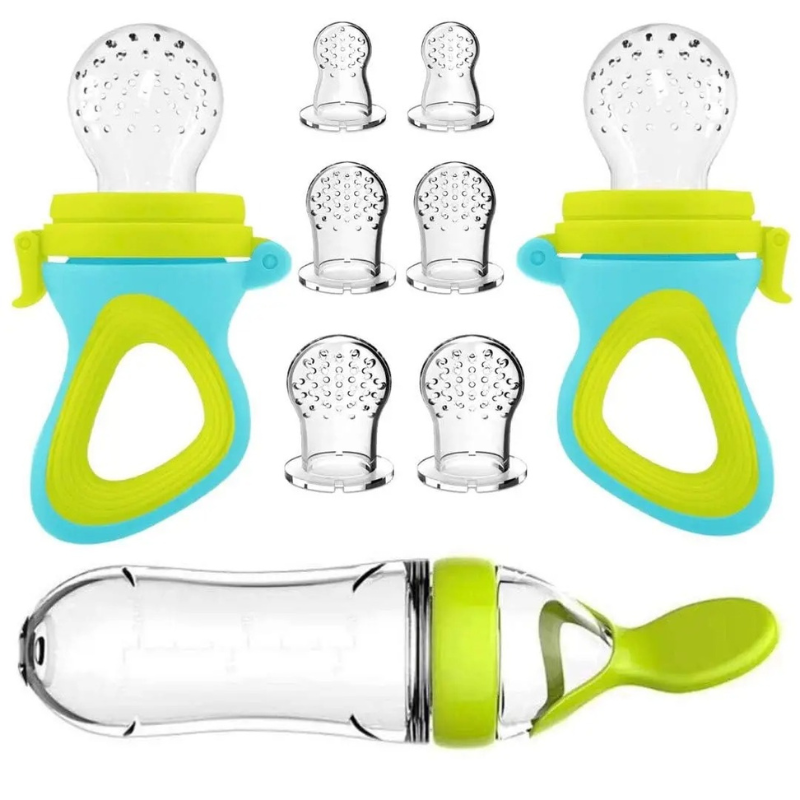Baby fruit feeder with secure snap-lock, ideal for introducing solids