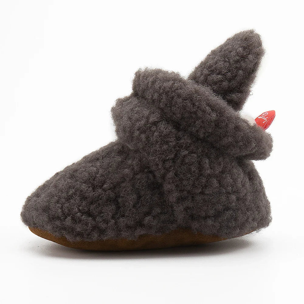 Newborn soft shoes, unisex fluffy booties, anti-slip, hook and loop, cozy first walkers.