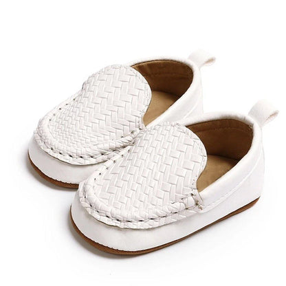 Comfortable leather baby moccasin boots with soft sole, ideal non-slip footwear for infants and toddlers