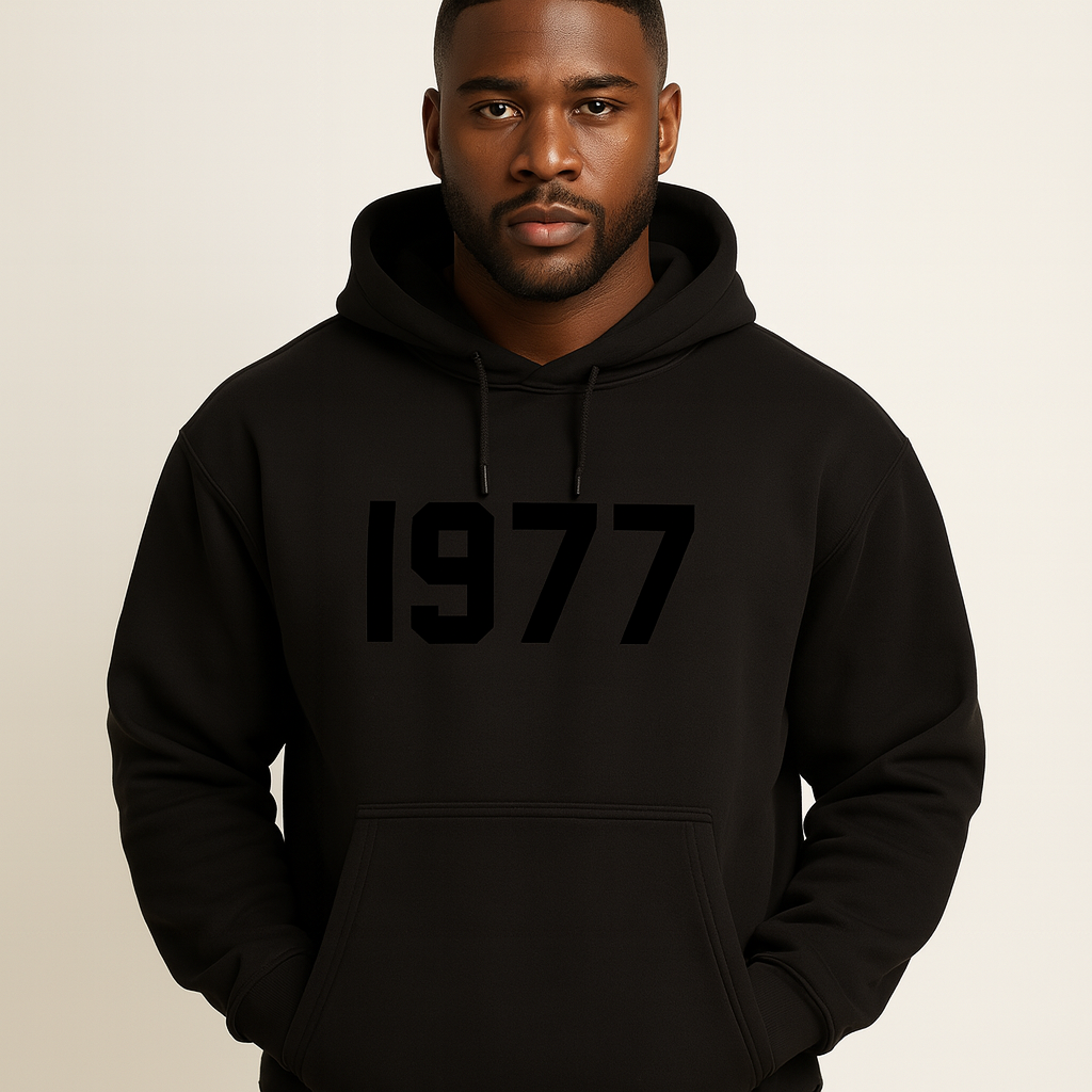 Unisex retro 1977 print streetwear pullover with raglan sleeves, ideal for comfortable casual wear.
