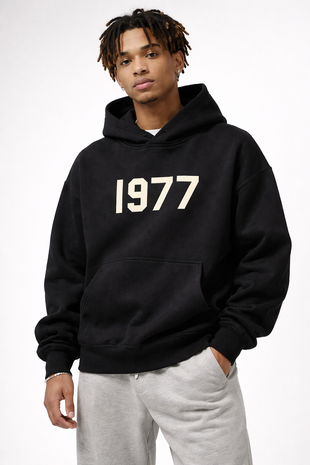 Chase unisex raglan sleeve streetwear hoodie, featuring a vintage 1977 print & relaxed fit.