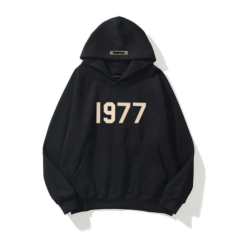 Winter fashion unisex streetwear hoodie, 1977 print pullover with modern raglan sleeves.